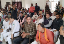 कार्यकत्र्ताओं के दम पर केंद्र व प्रदेश में फिर बनेगी भाजपा सरकार : फणीन्द्र नाथ शर्मा