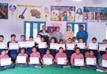 कल्चरल फेस्टिवल, सांस्कृतिक कार्यक्रम में उत्कृष्ठ प्रदर्शन करने वाले सभी बच्चों को प्रधानाचार्य ने किया सम्मानित