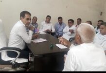 भादसों मिल प्रशासन की ओर से 15 नवंबर को मिल चालू करने का आश्वासन