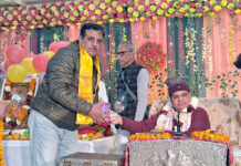 संकीर्तन भगवान के धाम को पाने का सरल मार्ग : साक्षी गोपालदास