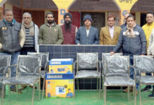 राजकीय माध्यमिक विद्यालय गोगपुर में दिया सोलर पैनल