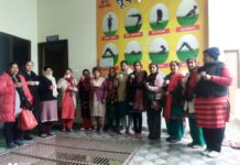 5 मिनट ताली वादन करने से शरीर स्वस्थ रहता है – डॉ अमित पुंज