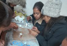 पांच दिवसीय टेराकोटा ज्वैलरी मेकिंग एवं लिप्पन आर्ट कार्यशाला के तीसरे दिन 62 छात्राओं ने भाग लिया