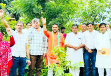 पृथ्वी को बचाने के लिए लगाने होंगे अधिक से अधिक पौधे : राजेंद्र भारद्वाज