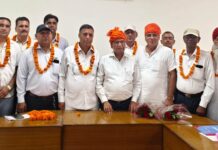 नंबरदार एसोसिएशन ने विधायक को मिल अपना मांग पत्र सौंपा