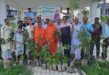 मानव उत्थान सेवा समिति का ‘एक लाख पौधे लगाने का अभियान शुरू, सेक्टर-8, 9 ओर 32 में लगाए पौधे, करनाल में लगेंगे एक हजार पौधे