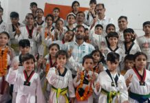 स्टेट अस्मिता ताइक्वांडो चैंपियनशिप मैं करनाल की बेटियों ने जीते मेडल