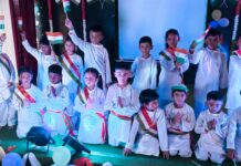 मॉडर्न सीनियर सेकेंडरी स्कूल के बच्चों ने स्वतंत्रता दिवस और जन्माष्टमी पर्व धूमधाम से मनाया