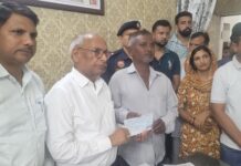 किसानों और खेतीहर मजदूरों के लिए वरदान साबित हो रही मुख्यमंत्री किसान एवं खेतीहर मजदूर जीवन सुरक्षा योजना:- रामकुमार कश्यप