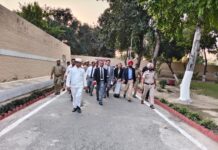 पंजाब एवं हरियाणा उच्च न्यायालय के न्यायाधीश हरसिमरन सिंह सेठी ने किया जिला जेल का दौरा, बंदियों से बातचीत कर जानी समस्याएं