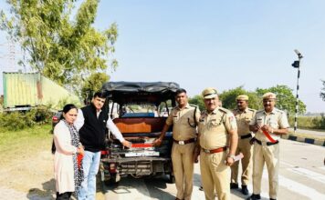 рд╕рдбреШ рджреБрд░реНрдШрдЯрдирд╛рдУрдВ рдкрд░ рдЕрдВрдХреБрд╢ рд▓рдЧрд╛рдиреЗ рдХреЗ рд▓рд┐рдП рд╡рд╛рд╣рдиреЛрдВ рдкрд░ рд░рд┐рдлрд▓реЗрдХреНрдЯрд░ рдЯреЗрдк рд▓рдЧрд╛рдирд╛ рд╣реИ рдЕрдирд┐рд╡рд╛рд░реНрдп : рдЬреЛрдЧреЗрдВрджреНрд░ рдвреБрд▓