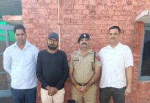 अवैध हथियार रखने के दो मामलों में दो आरोपी गिरफ्तार