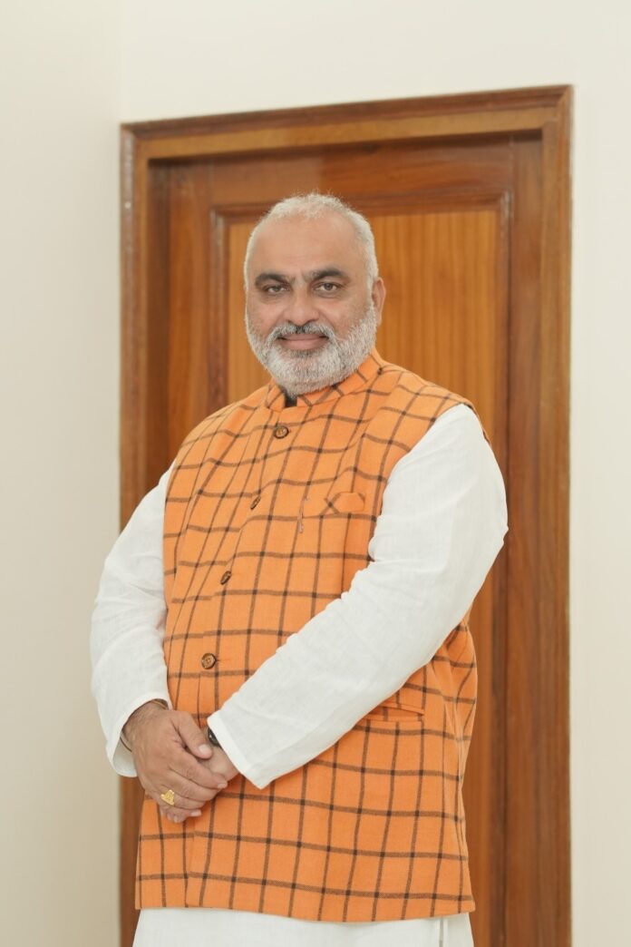 a86e7241-ca5a-43d9-b0d7-db894d3e3d7f