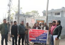 नशा मुक्ति टीम द्वारा डोर-टू-डोर अभियान के तहत गांव कलहेड़ी में ग्रामीणों को नशे के दुष्प्रभावों के प्रति किया गया जागरूक