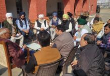 विधायक रामकुमार कश्यप ने जनसुनवाई कार्यक्रम में सुनीं समस्याएं,अधिकारियों को त्वरित समाधान के दिए निर्देश