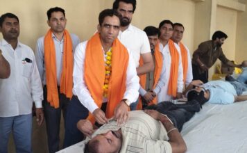 रक्तदान करने से शरीर में किसी प्रकार की कोई कमजोरी नहीं आती है-निर्मल कश्यप