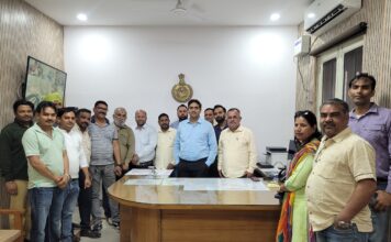 सरकारी ‘जागीर’ या पत्रकारों का दफ्तर? 8 साल, 16 लोग और ताले में बंद लोकतंत्र!