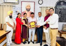 छात्र शुभम कश्यप ने भारत को विश्व की स्टार्टअप राजधानी बनाने के विषय पर अपने प्रभावशाली विचार प्रस्तुत कर राज्य स्तरीय प्रतियोगिता में द्वितीय स्थान प्राप्त कर कॉलेज का गौरव बढ़ाया