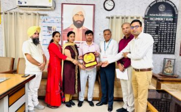 छात्र शुभम कश्यप ने भारत को विश्व की स्टार्टअप राजधानी बनाने के विषय पर अपने प्रभावशाली विचार प्रस्तुत कर राज्य स्तरीय प्रतियोगिता में द्वितीय स्थान प्राप्त कर कॉलेज का गौरव बढ़ाया