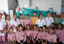 सर्व विद्या पब्लिक स्कूल के छात्र-छात्राओं ने आयुष्मान भारत योजना नाटक प्रस्तुत कर लोगों को किया जागरूक