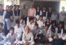 विद्यार्थियों को हिन्दी के साथ-साथ अंग्रेजी भाषा पर विशेष ध्यान देना चाहिए-डॉ. रणजीत फुलिया
