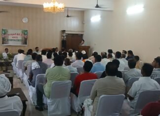 करनाल सहकारी चीनी मिल परिसर में गन्ने की फसल की उत्कृष्ट उत्पादकता एवं रोगों से रोकथाम हेतु गन्ना फसल विचार गोष्ठी का आयोजन