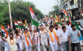 तिरंगा यात्रा देश के हर नागरिक को राष्ट्रभक्ति की भावना से करती है प्रेरित:-राम कुमार कश्यप