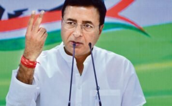 सुरजेवाला का नायब सैनी सरकार पर तीखा हमला, बोले—अहंकार जमीन पर नहीं आया तो जनता अर्श से फर्श पर ले आएगी